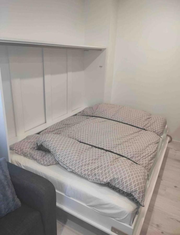 Upea Moderni Pieni Yksioe Rauhallisella Sijainnilla - Itsepalvelukirjautuminen - Self Check-In Vaasa Esterno foto